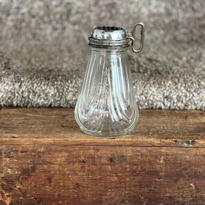 Vintage Glass nut chopper